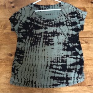 a.n.a gray and black tie dye t-shirt ☀️